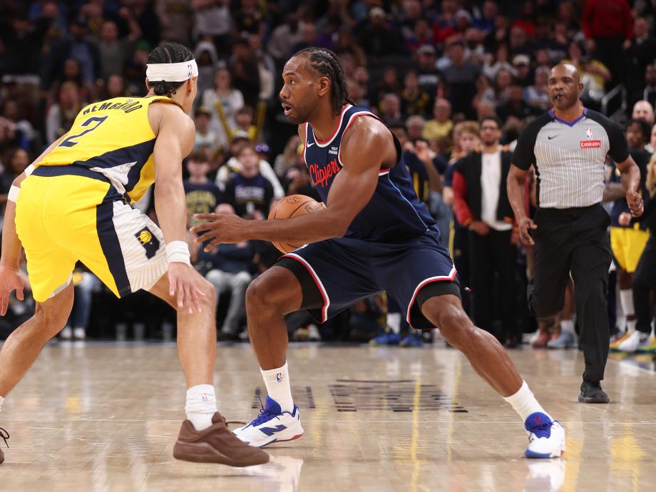 kaiyun-伦纳德28+8关键投篮助快船24分逆转步行者